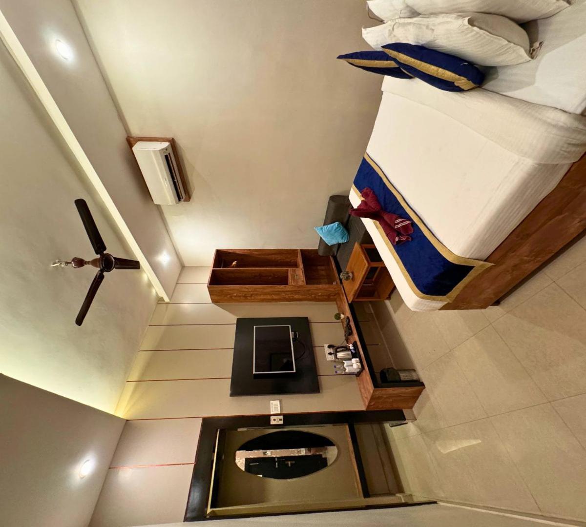 Hotel Runway Inn Pura Raghunāth المظهر الخارجي الصورة