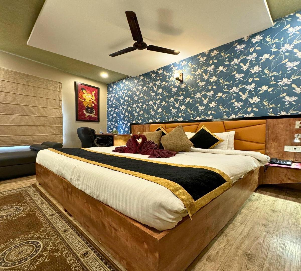 Hotel Runway Inn Pura Raghunāth المظهر الخارجي الصورة