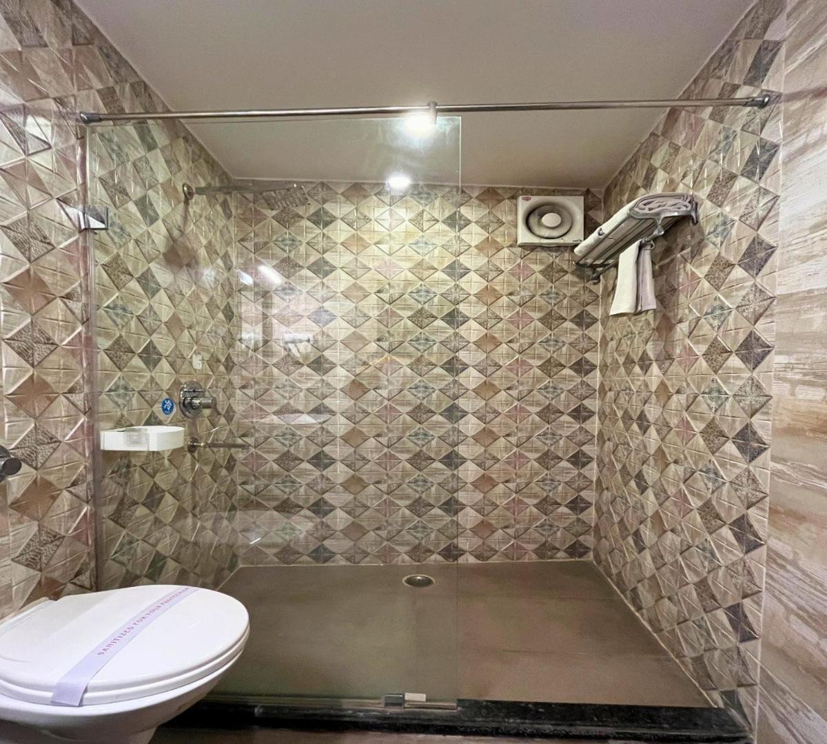 Hotel Runway Inn Pura Raghunāth المظهر الخارجي الصورة